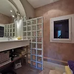 Villa : 4 Chambres, Piscine Privee Et Climatisation - Fr-1-803-76 *